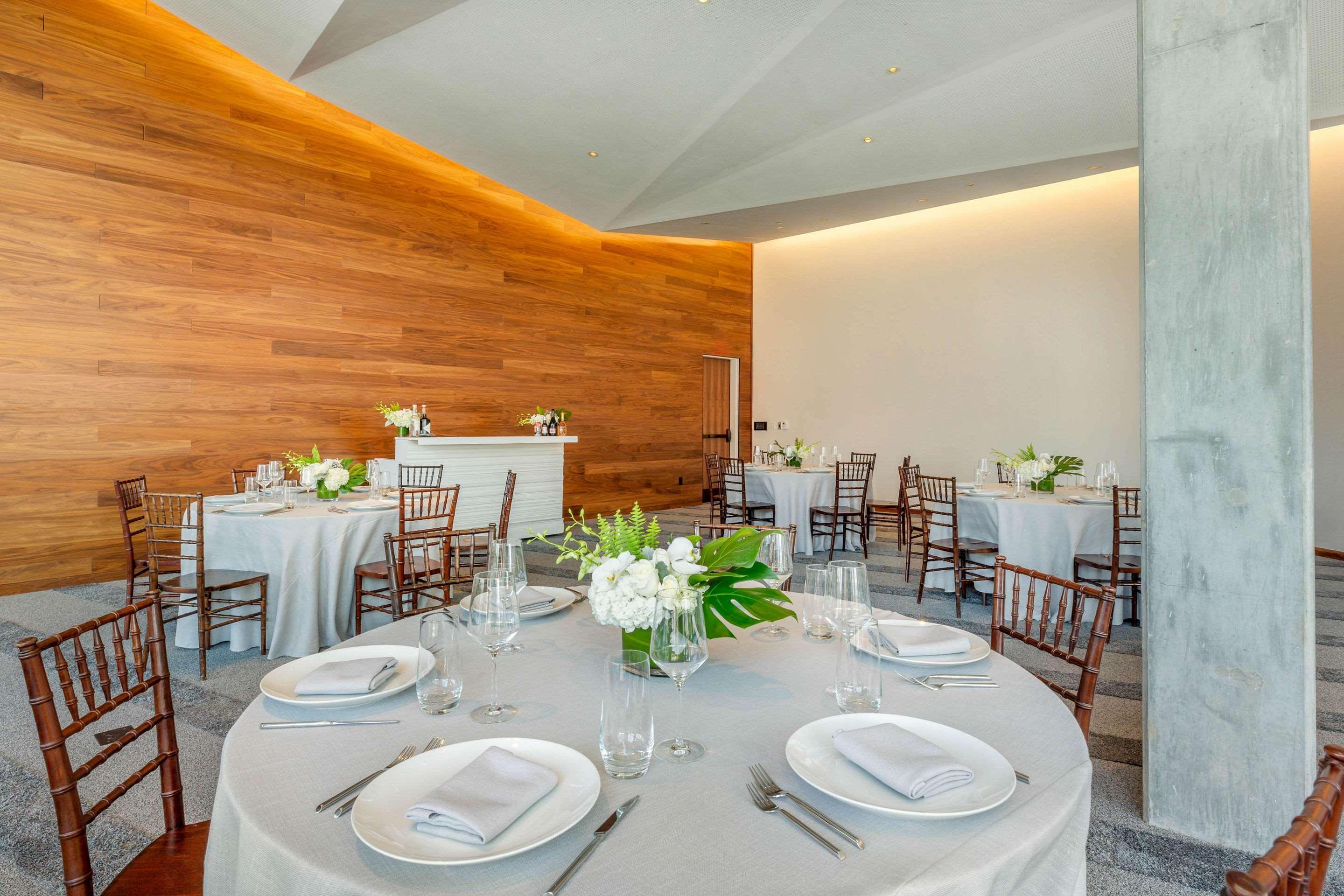 Hotel Cambria Downtown - Seaport Boston