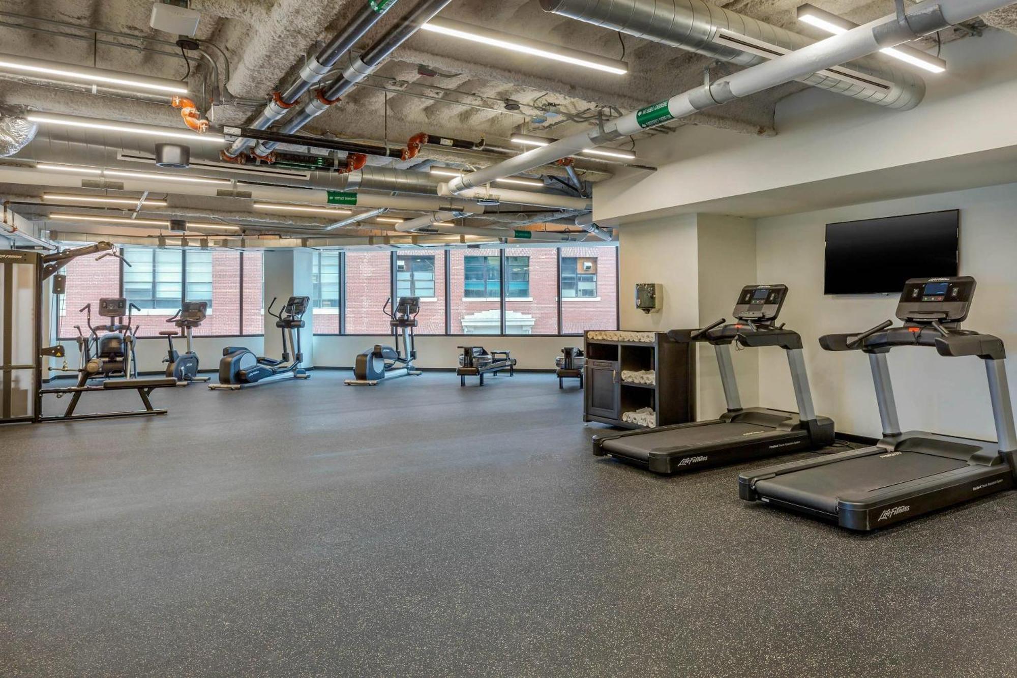 Cambria Downtown - Seaport Hotel