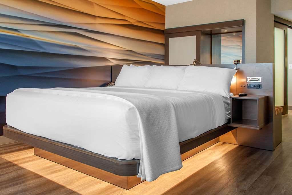 Cambria Downtown - Seaport Hotel 4*